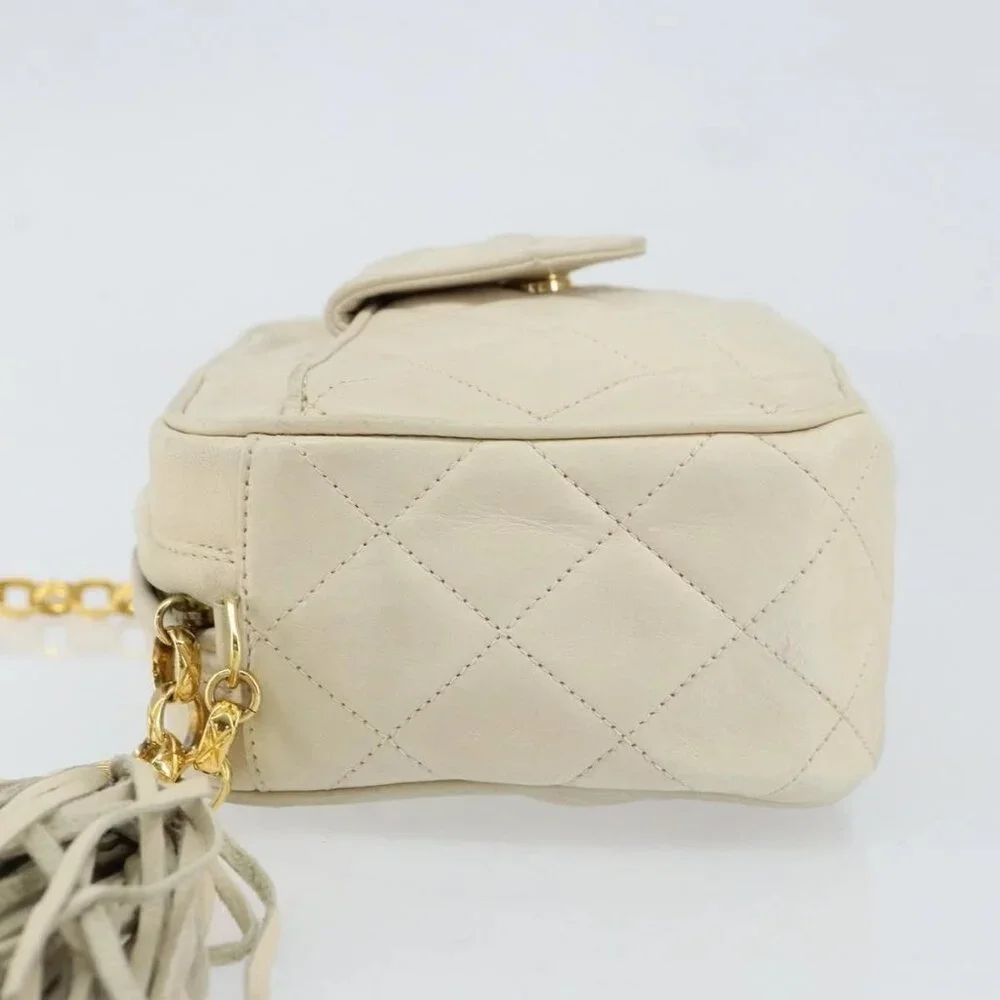 CHANEL Matelasse Chain Shoulder Bag Lamb Skin Beige Gold CC Auth BA8033 - Picture 4 of 16